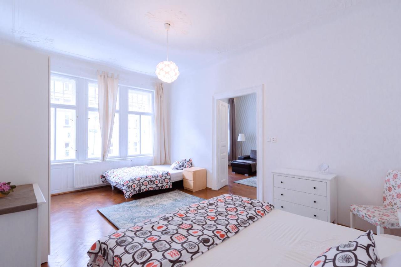 Apartments Vezenska Prag Dış mekan fotoğraf