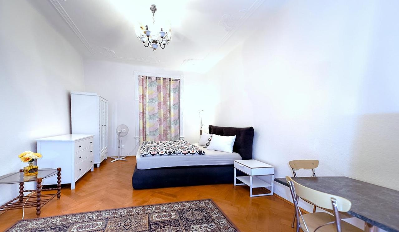 Apartments Vezenska Prag Dış mekan fotoğraf