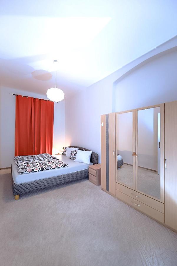 Apartments Vezenska Prag Dış mekan fotoğraf