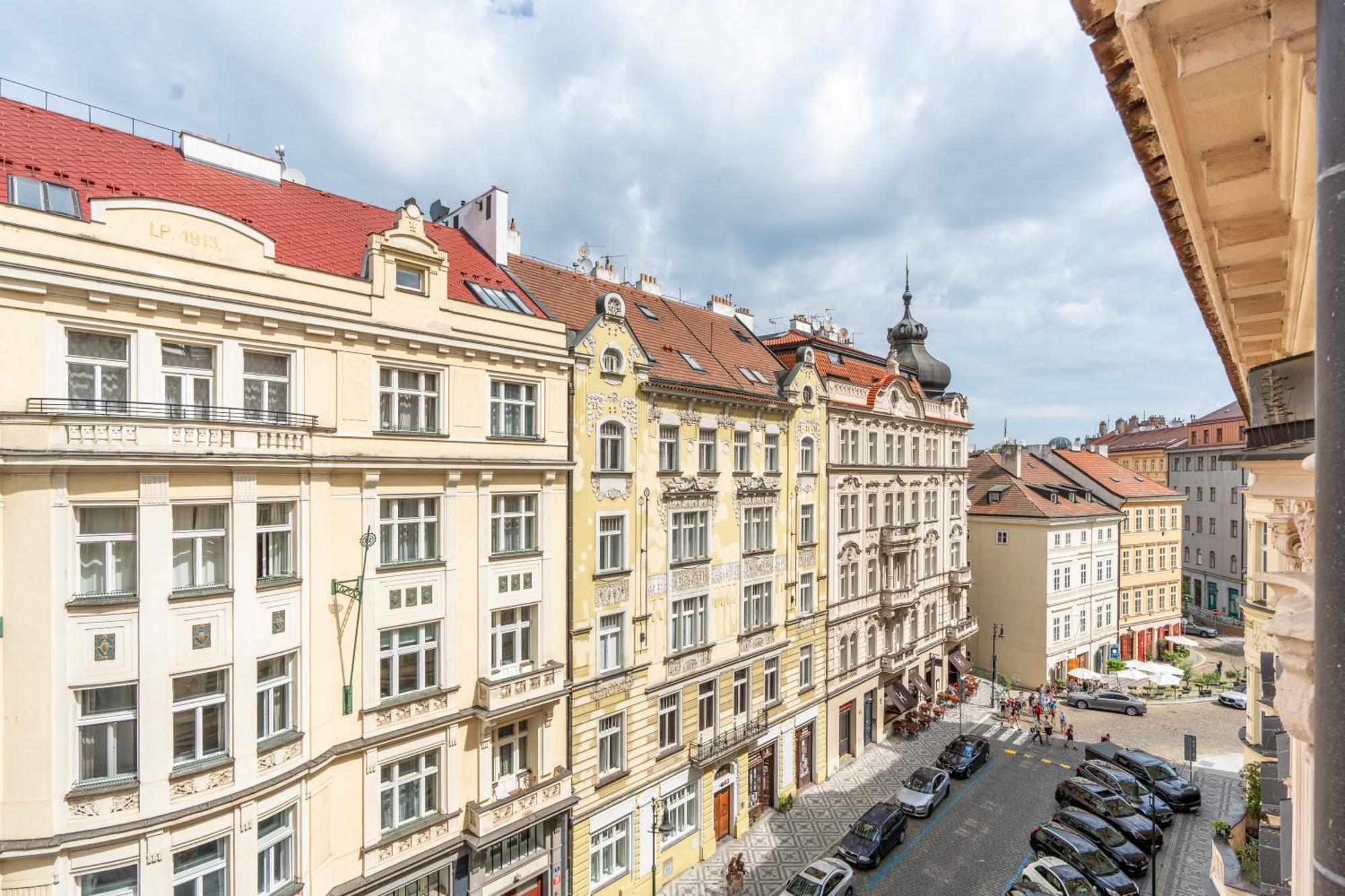 Apartments Vezenska Prag Oda fotoğraf
