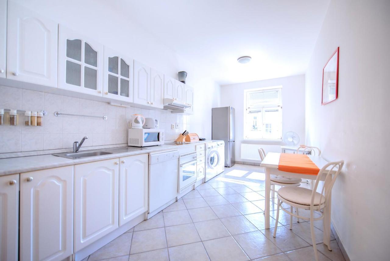 Apartments Vezenska Prag Dış mekan fotoğraf