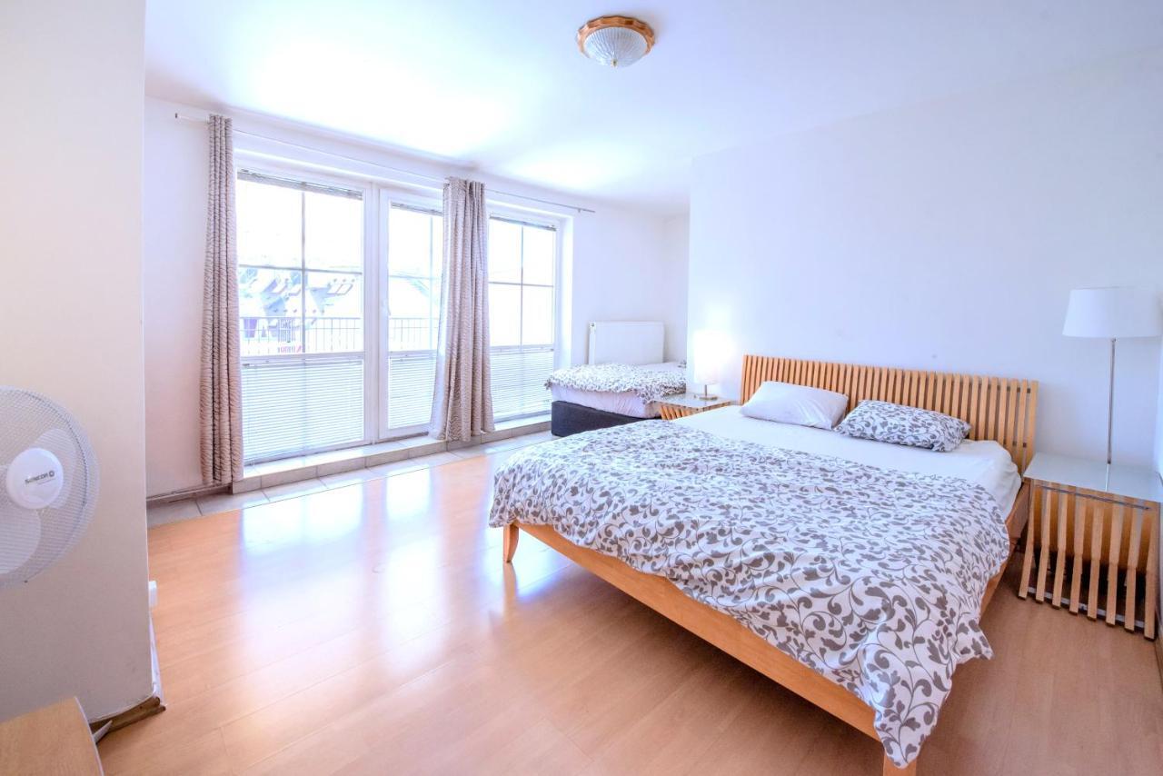 Apartments Vezenska Prag Dış mekan fotoğraf